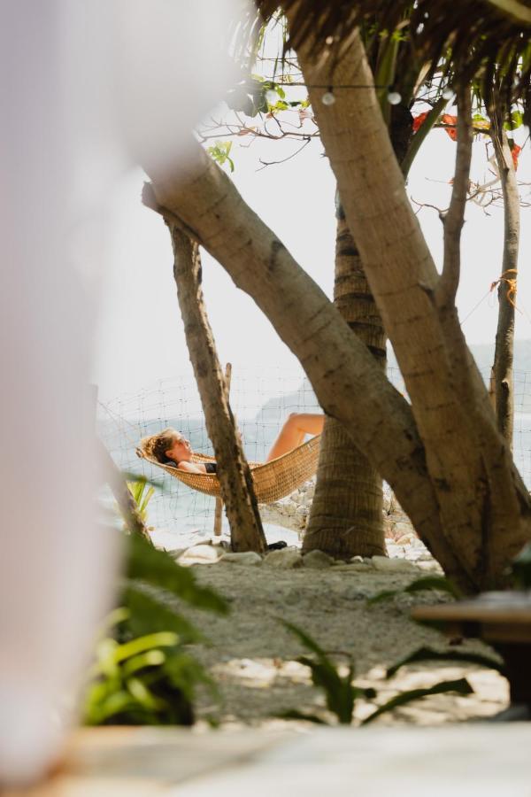 Amami Beach Resort Puerto Galera Zewnętrze zdjęcie