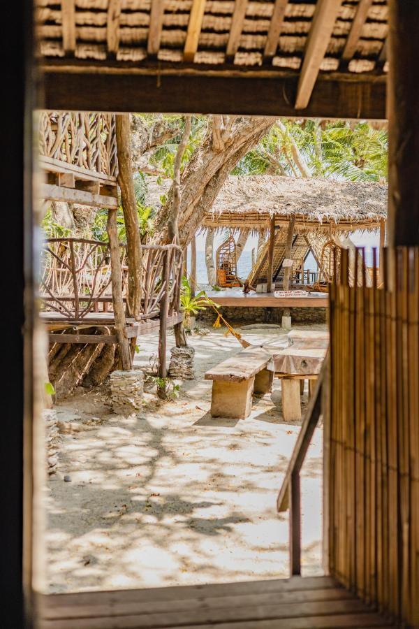 Amami Beach Resort Puerto Galera Zewnętrze zdjęcie