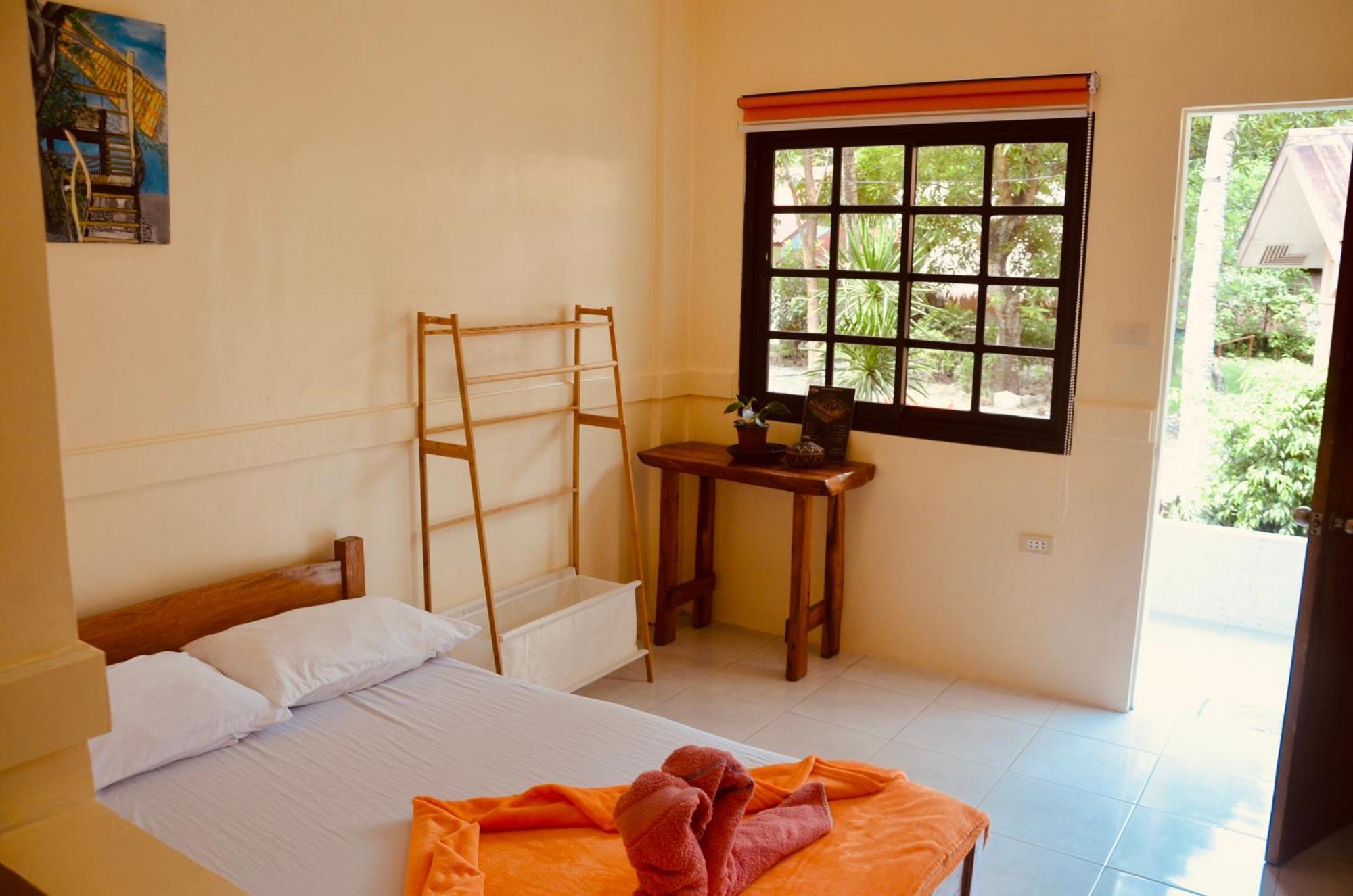 Amami Beach Resort Puerto Galera Zewnętrze zdjęcie