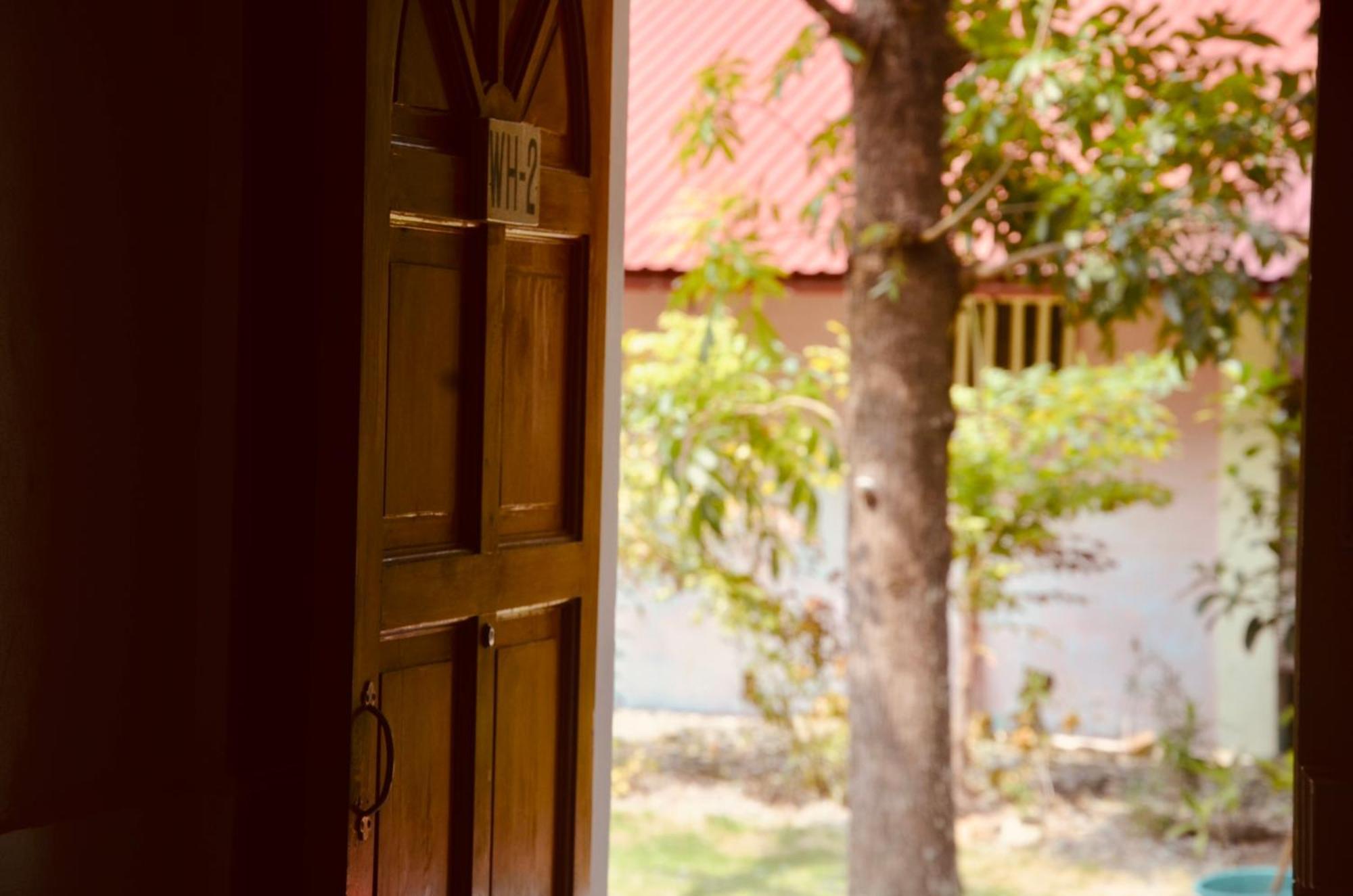 Amami Beach Resort Puerto Galera Zewnętrze zdjęcie