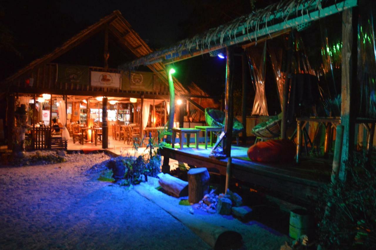 Amami Beach Resort Puerto Galera Zewnętrze zdjęcie